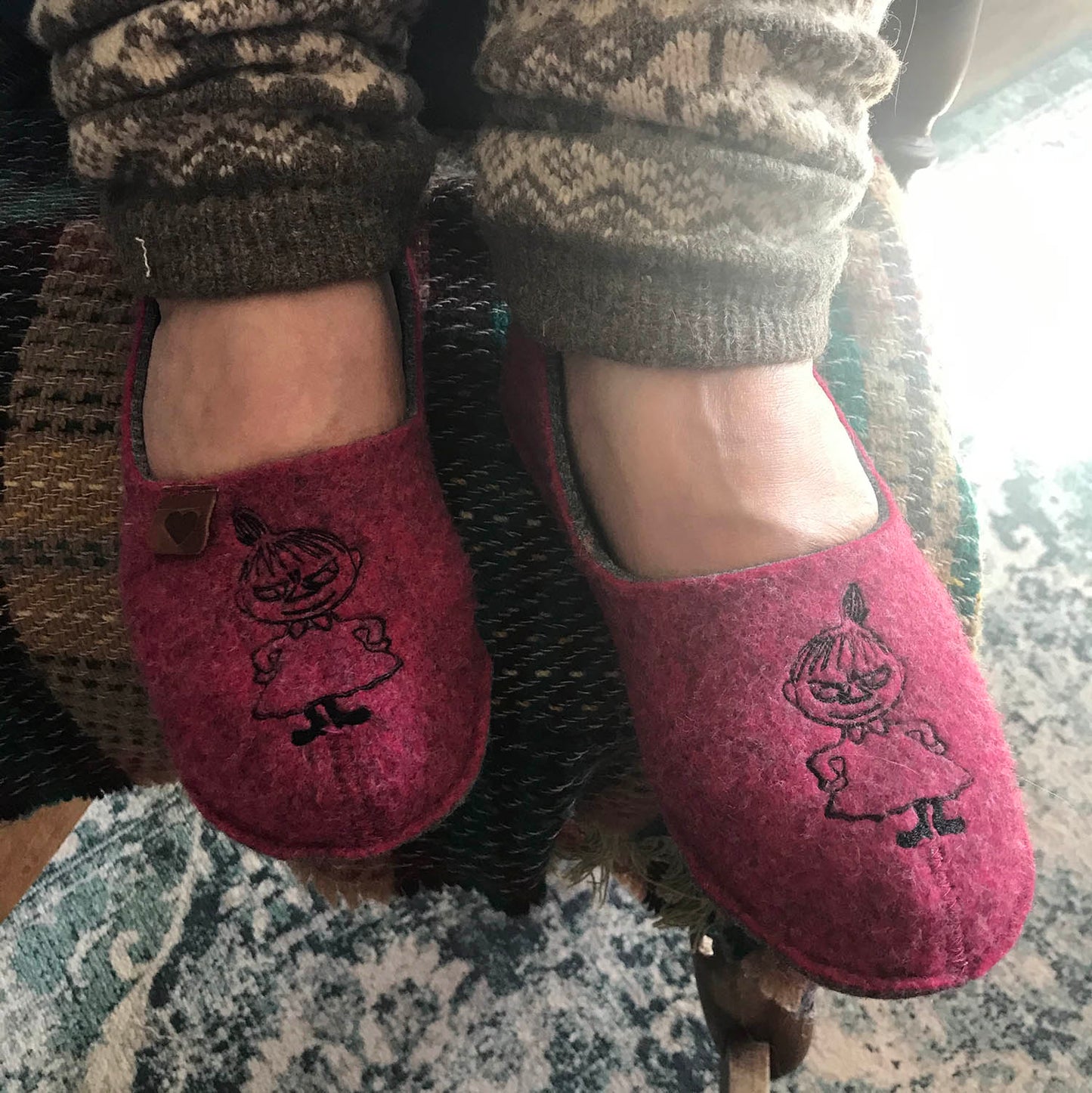 Utu-PET-huopatossut Pikku Myy -kuvalla, roosa